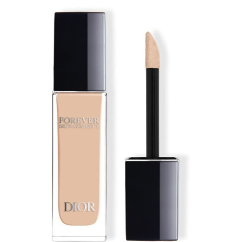 dior high coverage concealer  24 hour hold and hydration  96% natural ingredients